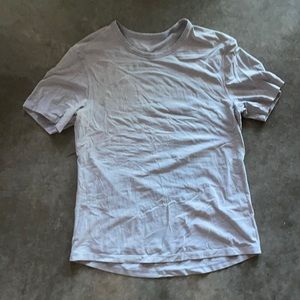 LuluLemon Mens T-Shirt Grey/Blue Distressed color